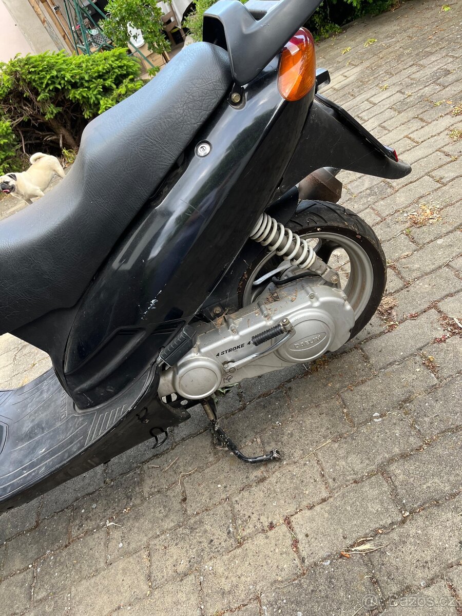 Daelim Otello SG125F - 2