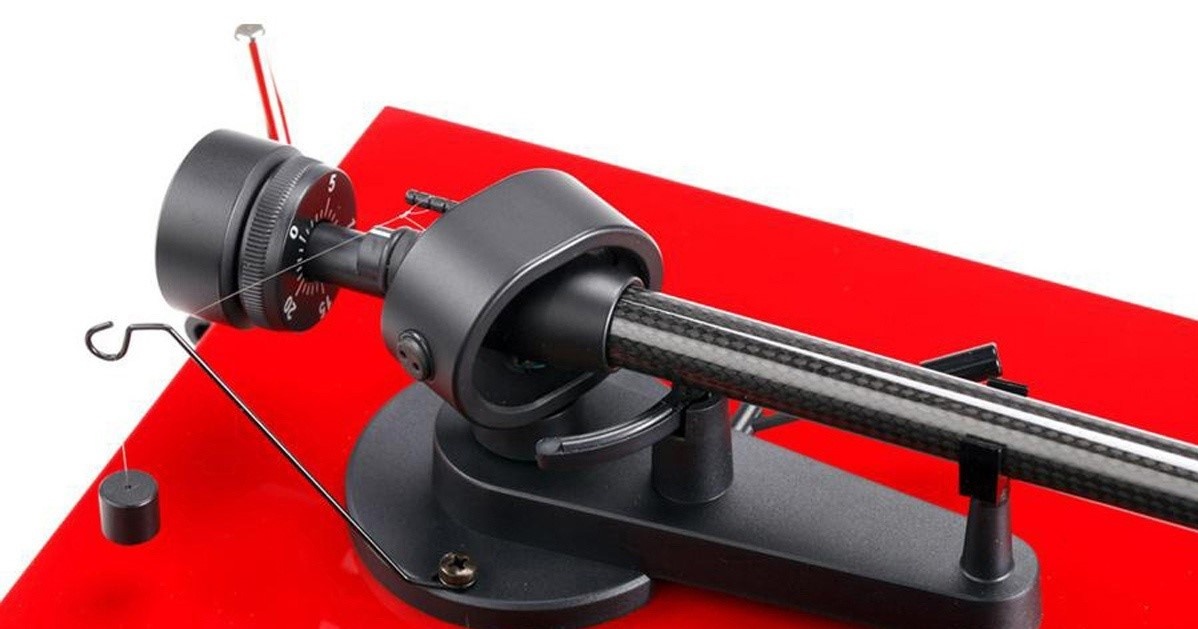 Pro-Ject Debut Carbon Esprit DC s Ortofon 2M Red - 2