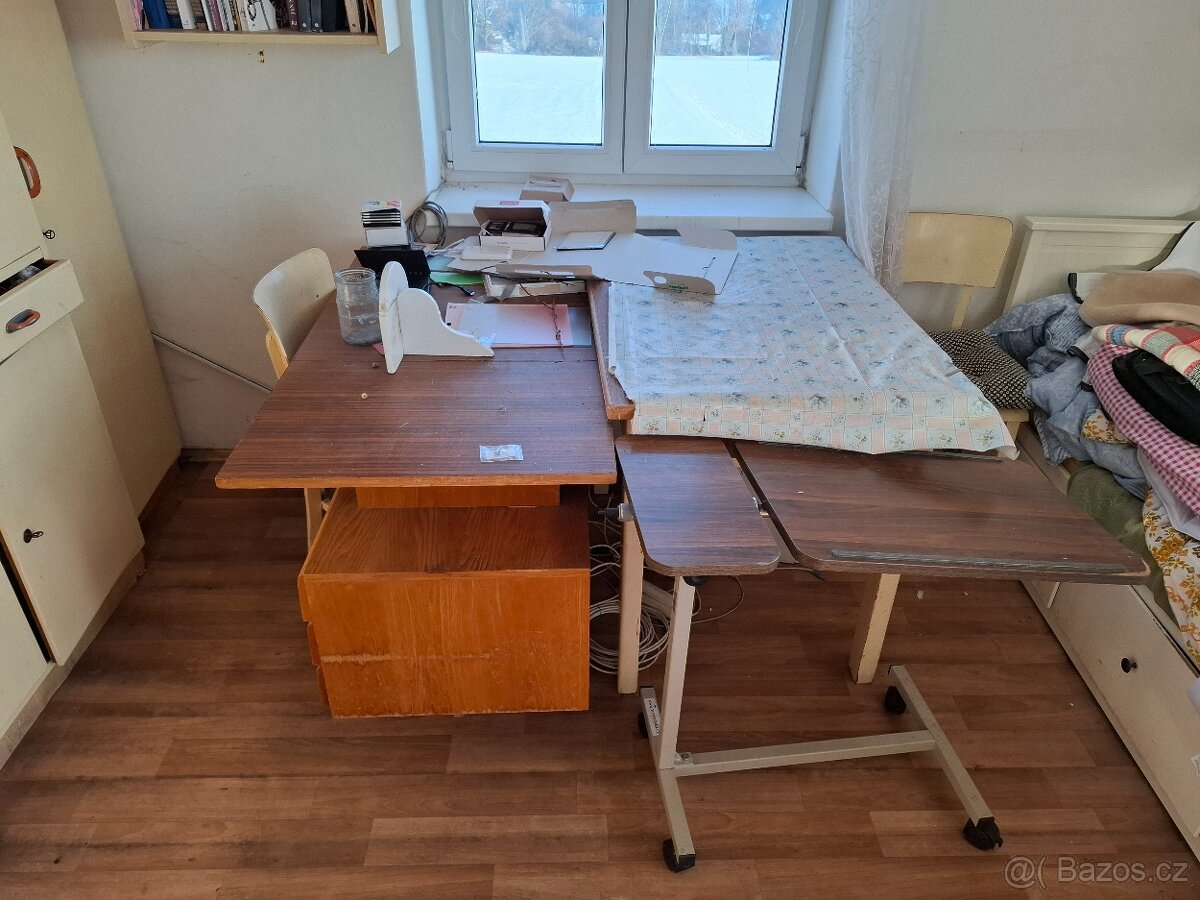 Skříňky a poličky - 2