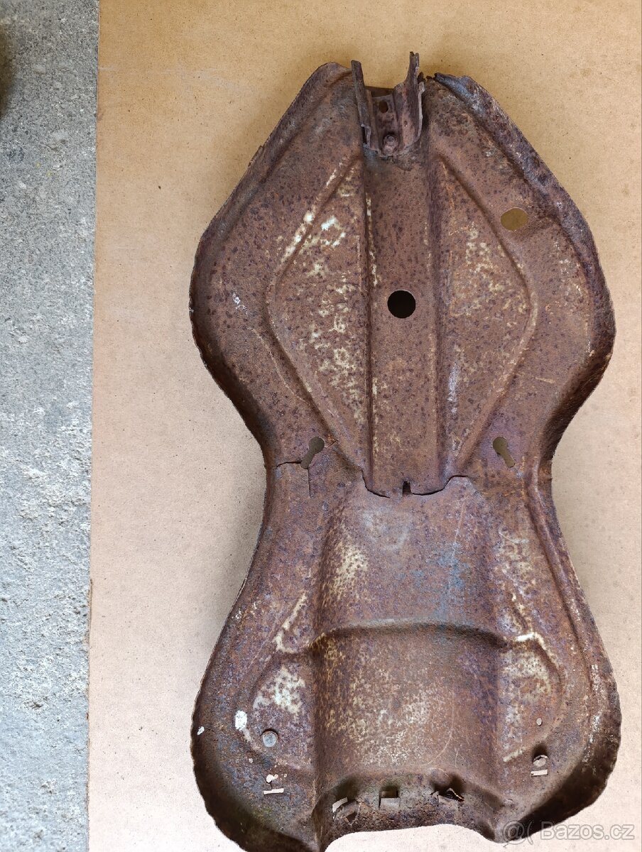 Plech sedadla Jawa kývačka - 2
