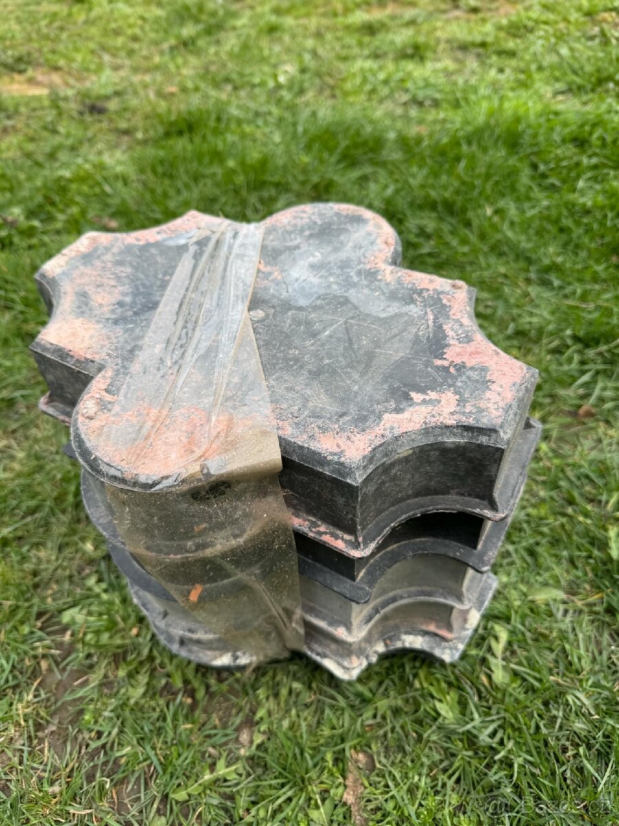 Formy na zámkovou dlažbu - 2