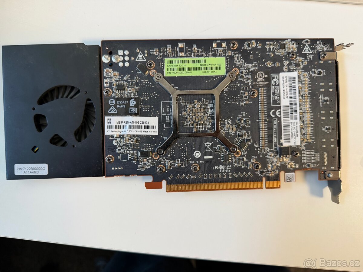 Grafická karta AMD Radeon Pro wx7100 - 2