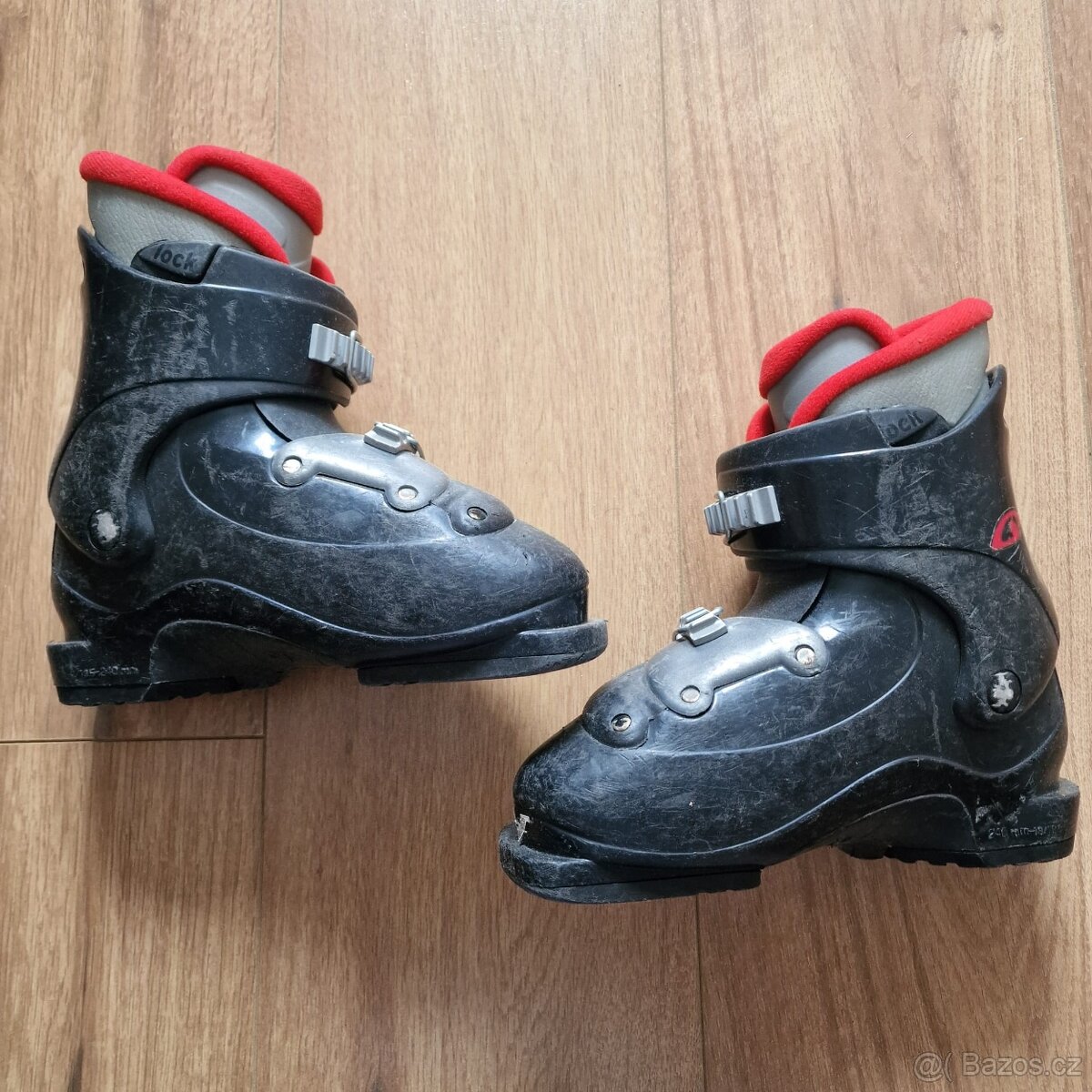 Prodám dětské lyžáky Salomon T2 - 2