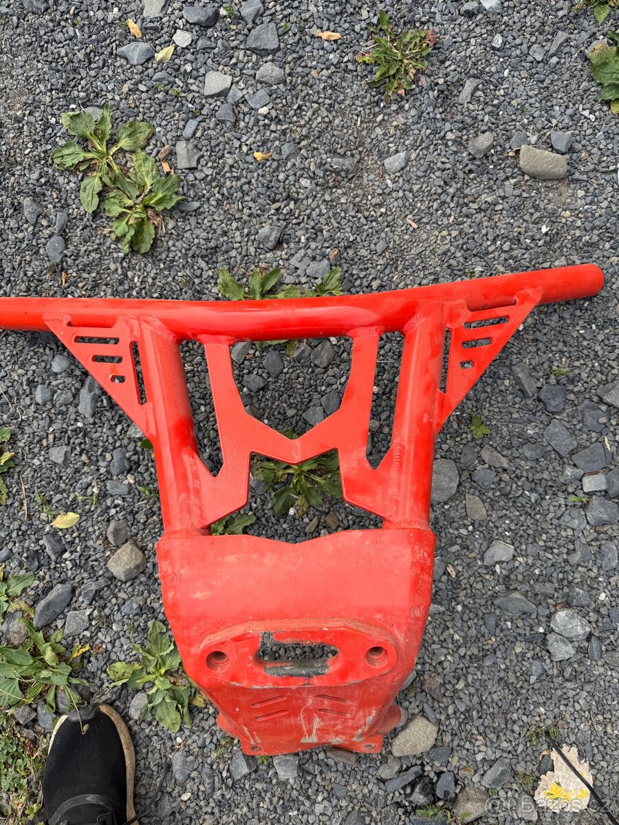 Nárazník na can-am renegade XRW - 2