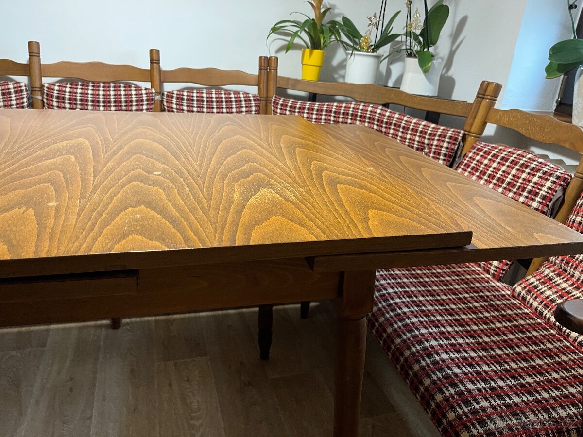 Jídelní kout- stůl, lavice, židle - 2