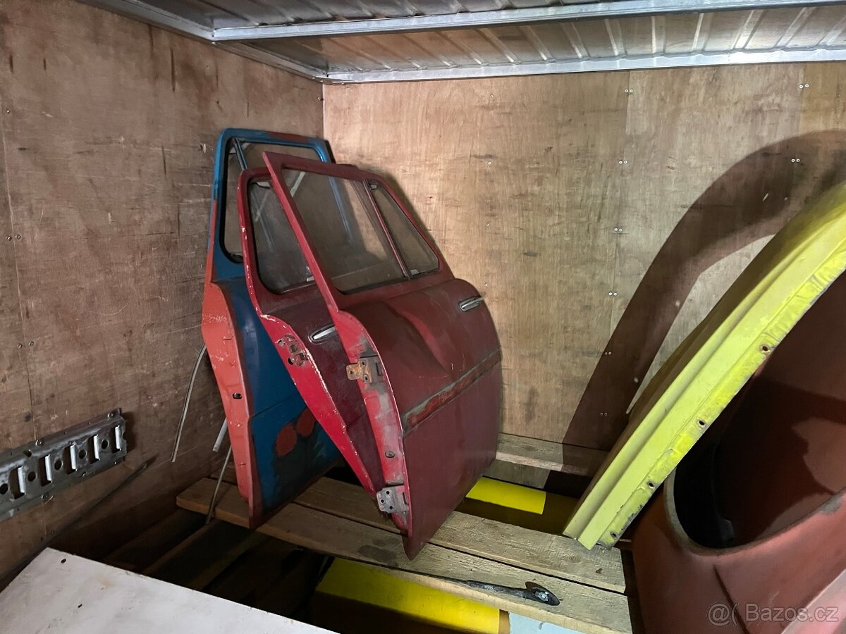 DÍLY NA STARÉ VOZY ŠKODA - 2