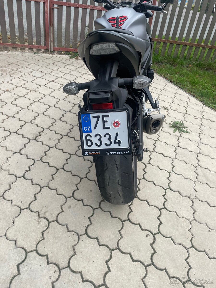 Suzuki gsx-s 1000 - 2