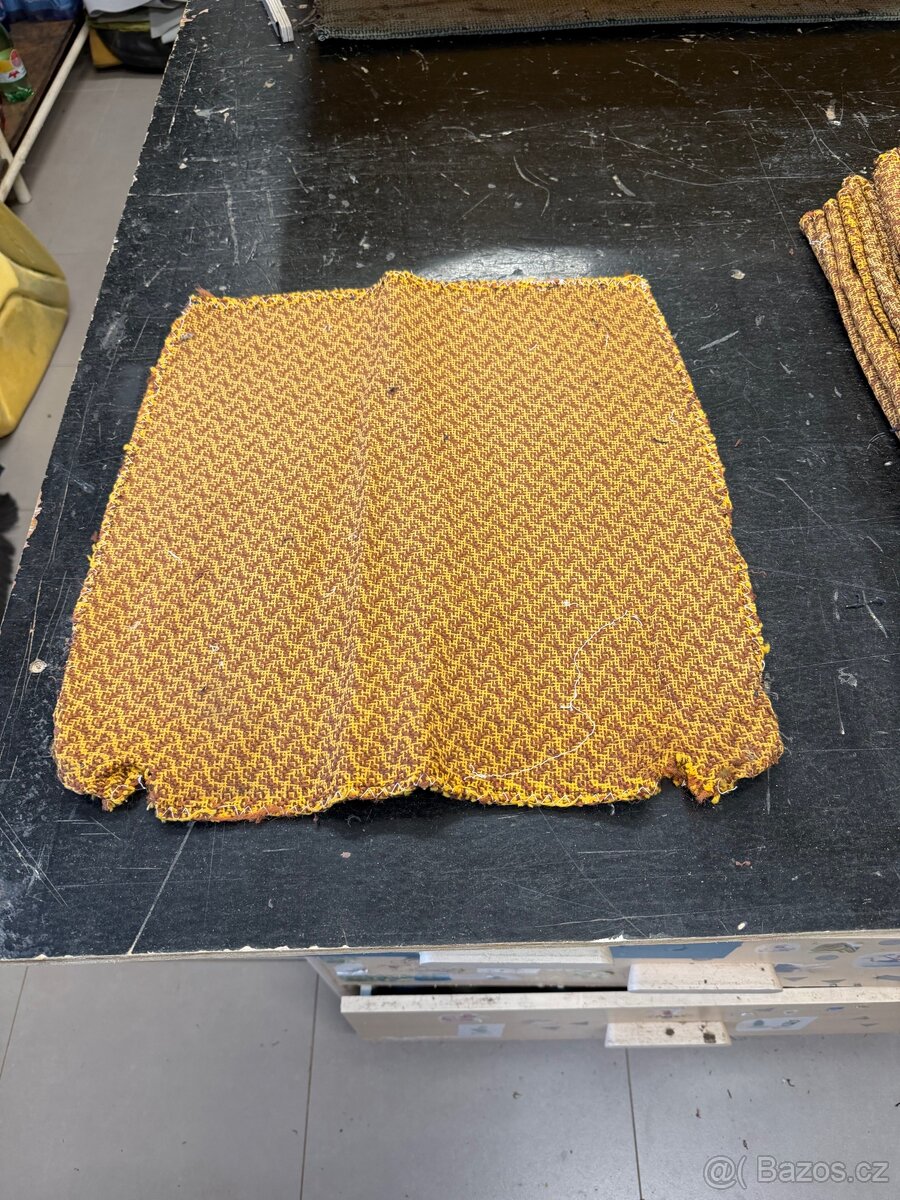 Karosa C734 latka na opěrky - 2