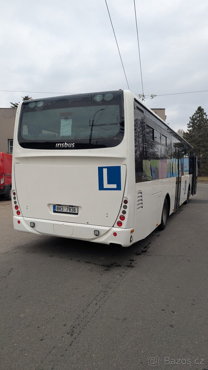 Irisbus SFR 162 nízkopodlažní (autoškola) - 2