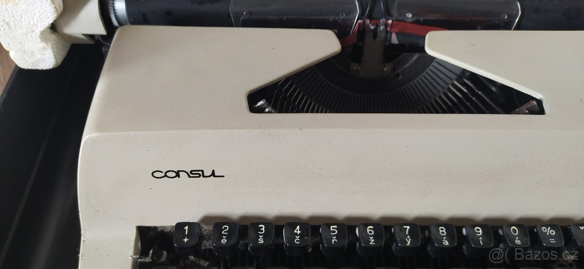 Psací stroj Consul - 2