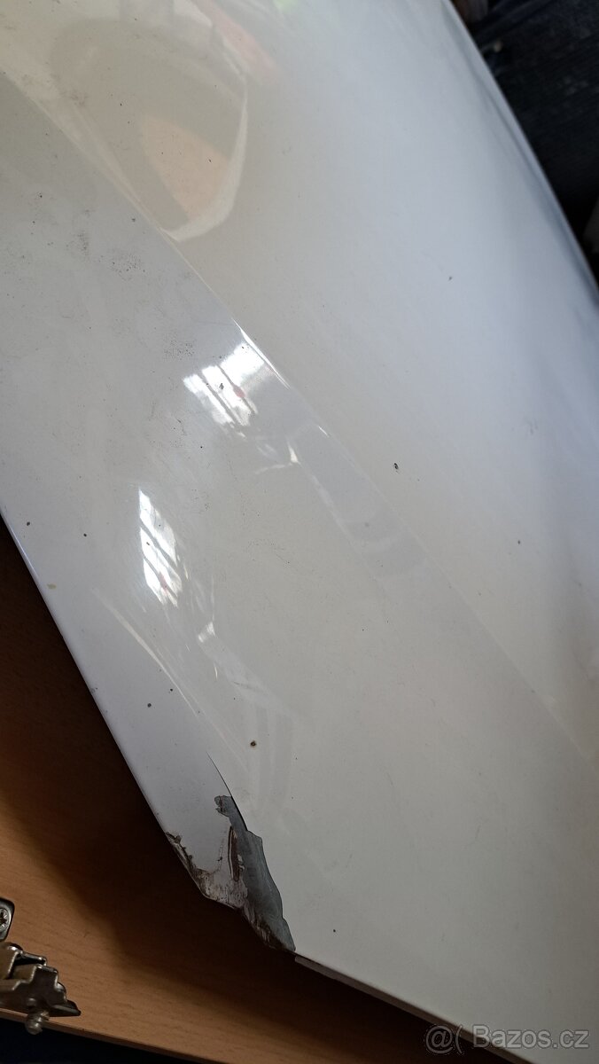 Prodám kapotu vw passat b7 - 2