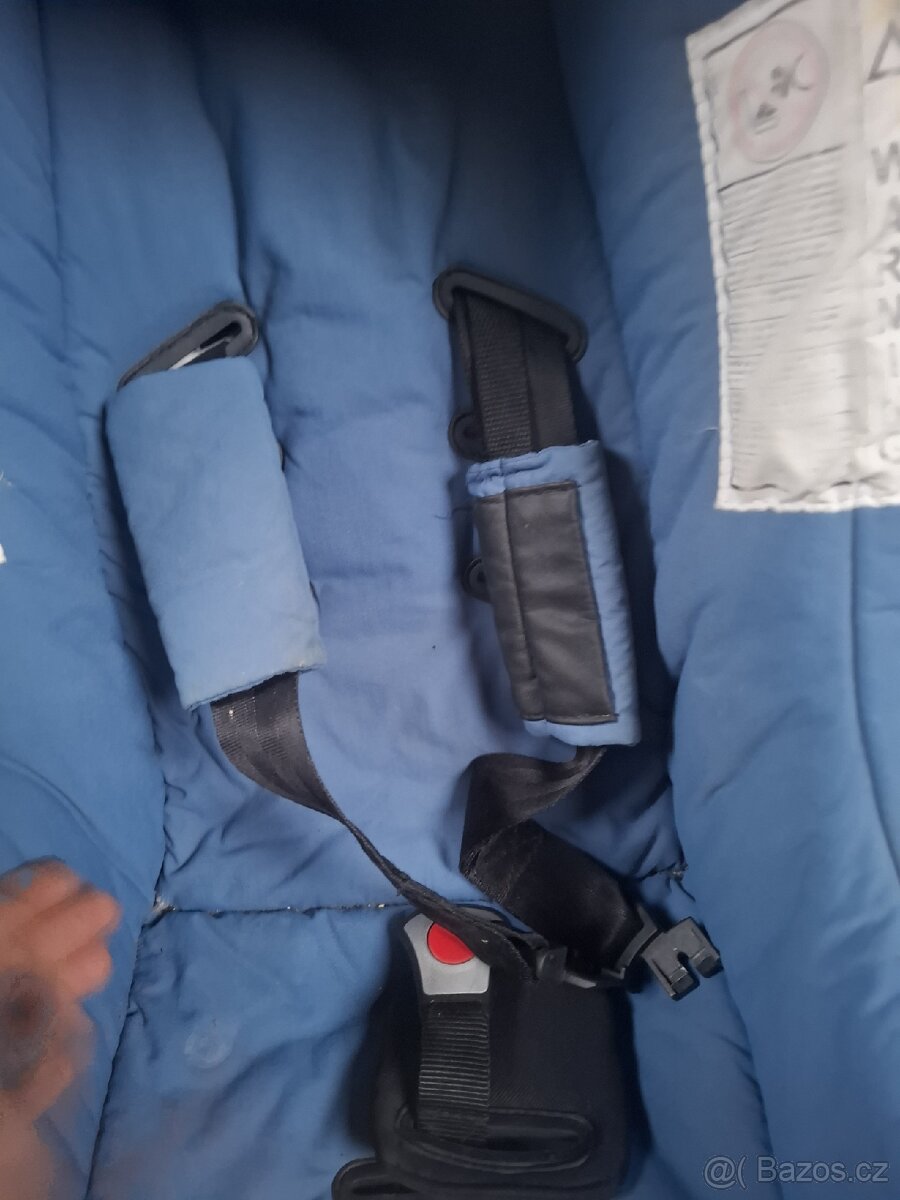 Dětská autosedačka - 2