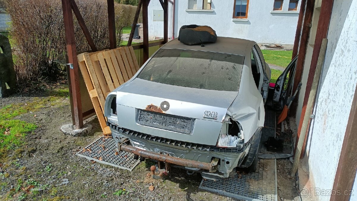 Škoda Superb - 2
