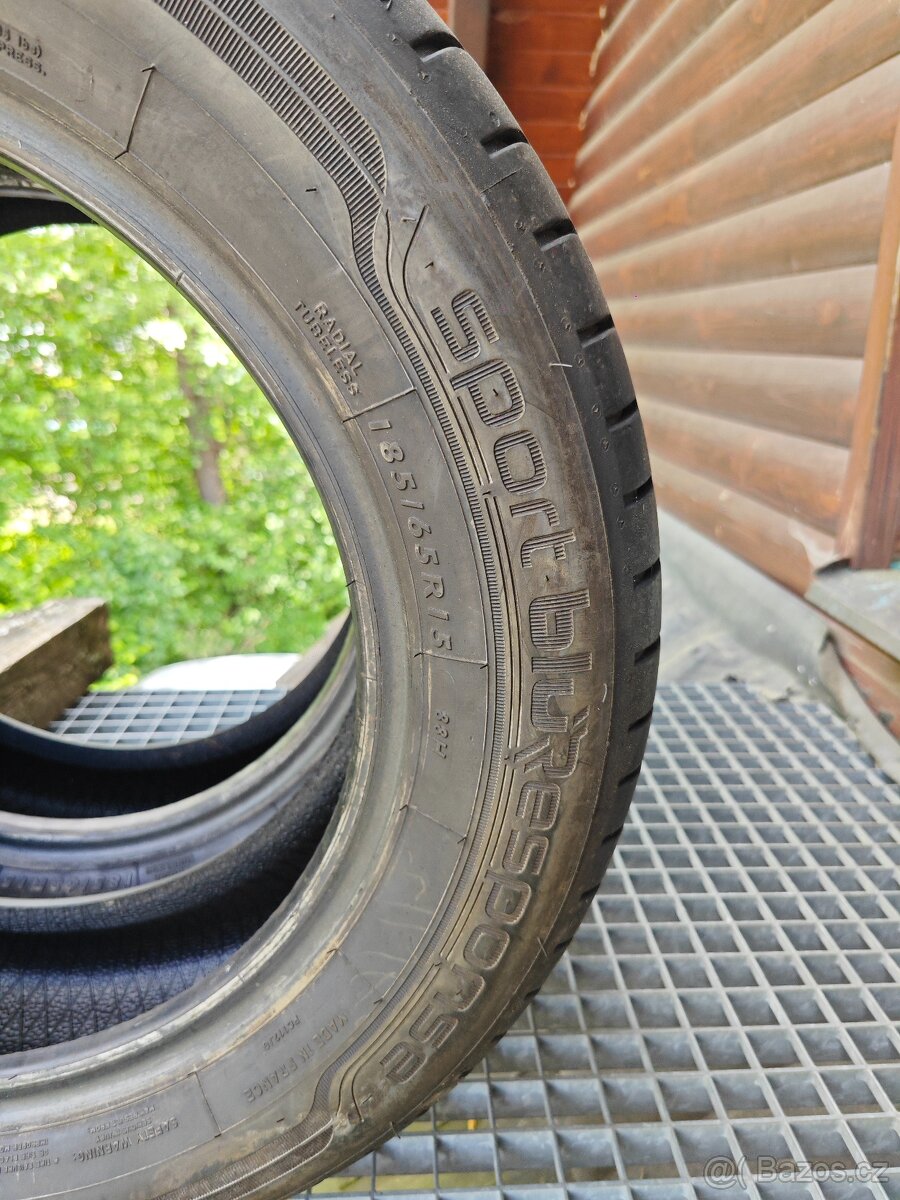 Dunlop 185/65 R15 - 2