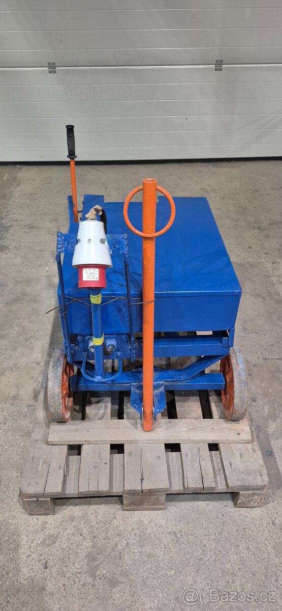 prodám vrátek nosnost 100 Kg - 2