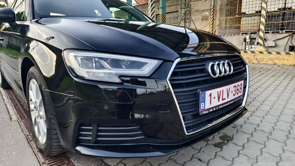 Audi A3 2019 rok, led svetla, kůže - 2
