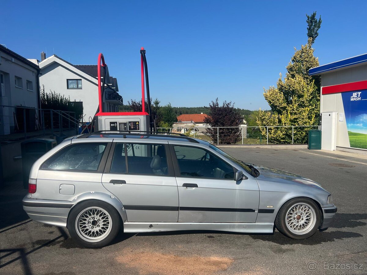 BMW 323i e36 - 2