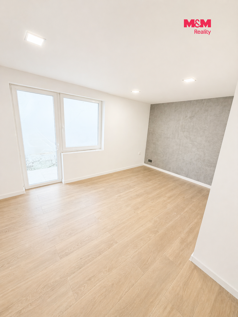 Prodej bytu 3+kk, 95 m², Dvory - 2