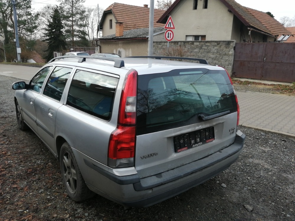 Volvo V70,00-07,motor D5 - 2