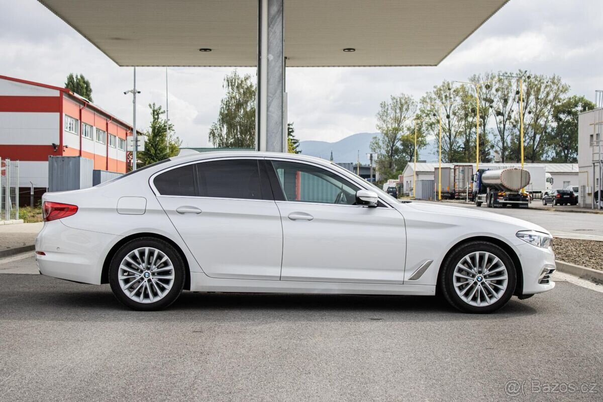 BMW 530D X-Drive G30 Luxury Line - 2