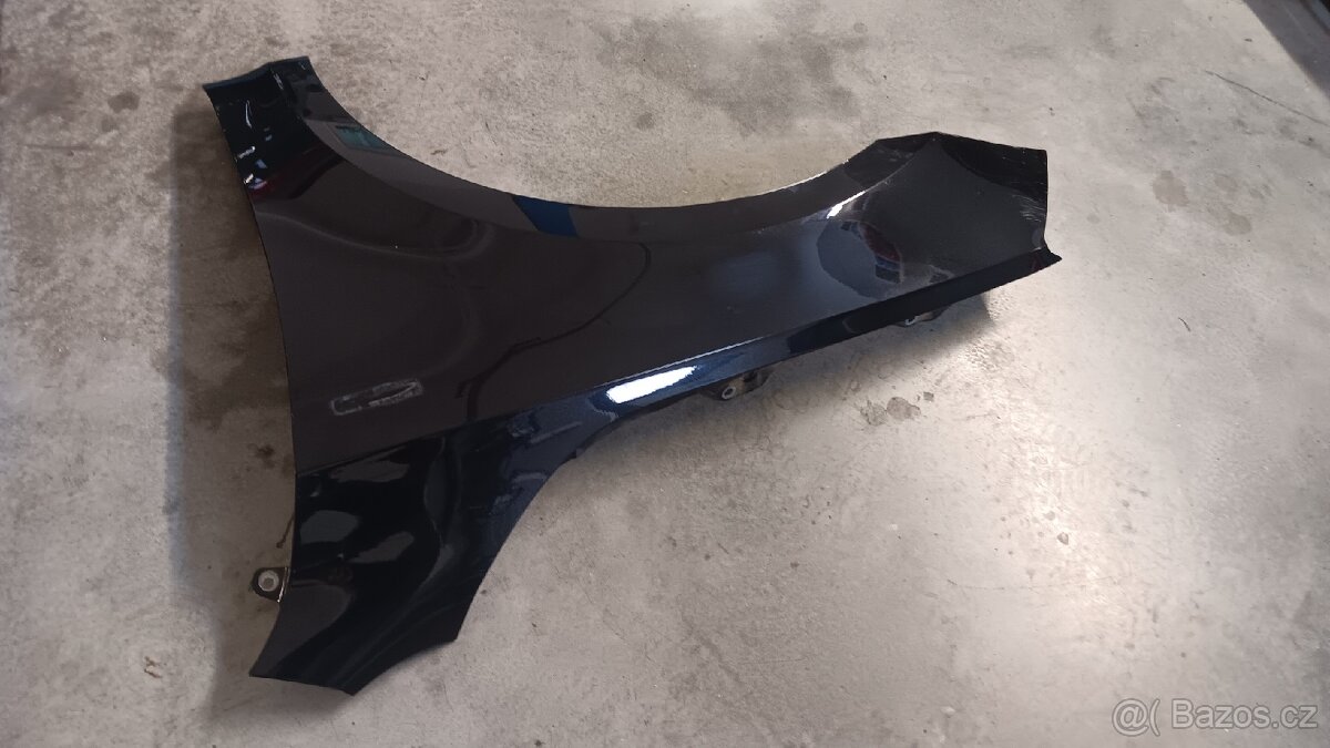 Prodám přední L blatník na škodu octavia 3 facelift - 2