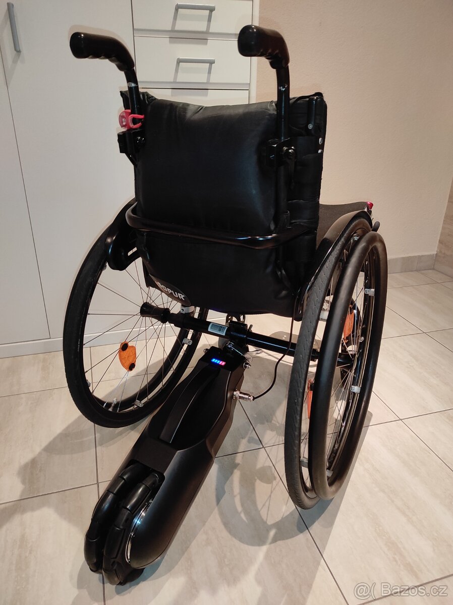 Prídavný pohon k invalidnému vozíku - Smartdrive - 2