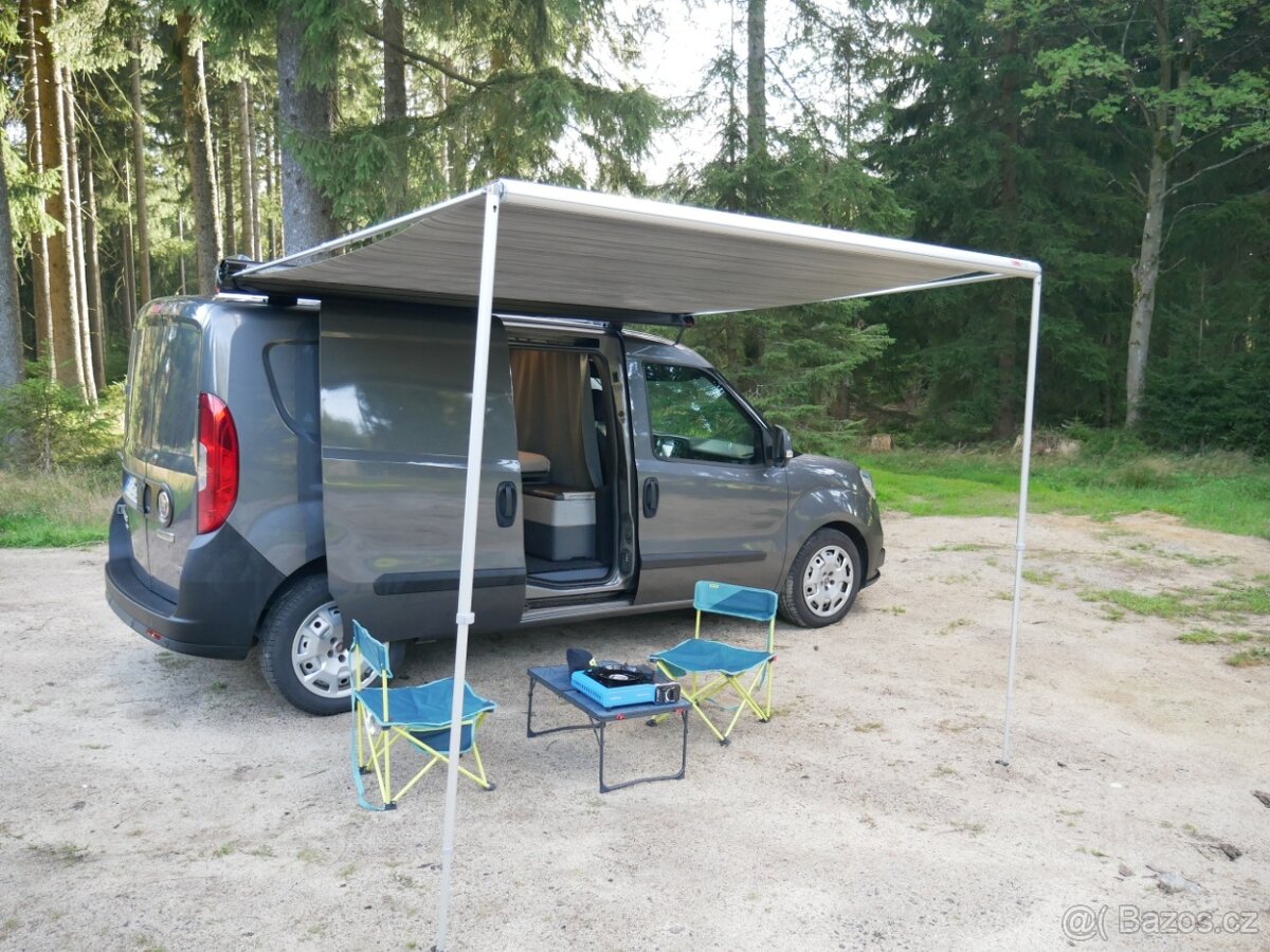 OBYTNÁ MINIDODÁVKA Fiat Dobló 2.0 CRDi 99kW - soběstačná - 2