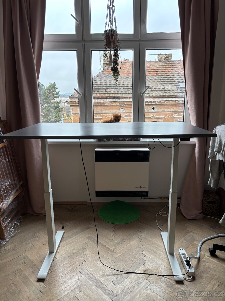 Polohovací stůl Rodulf - 2