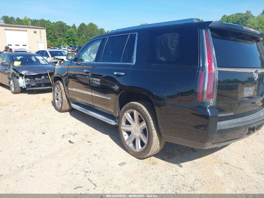 Cadillac Escalade IV 6.2 V8 - díly