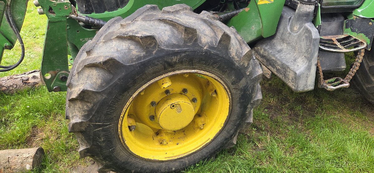 Alliance Forestry na dojetí do lesa na John Deere řady 5M - 2