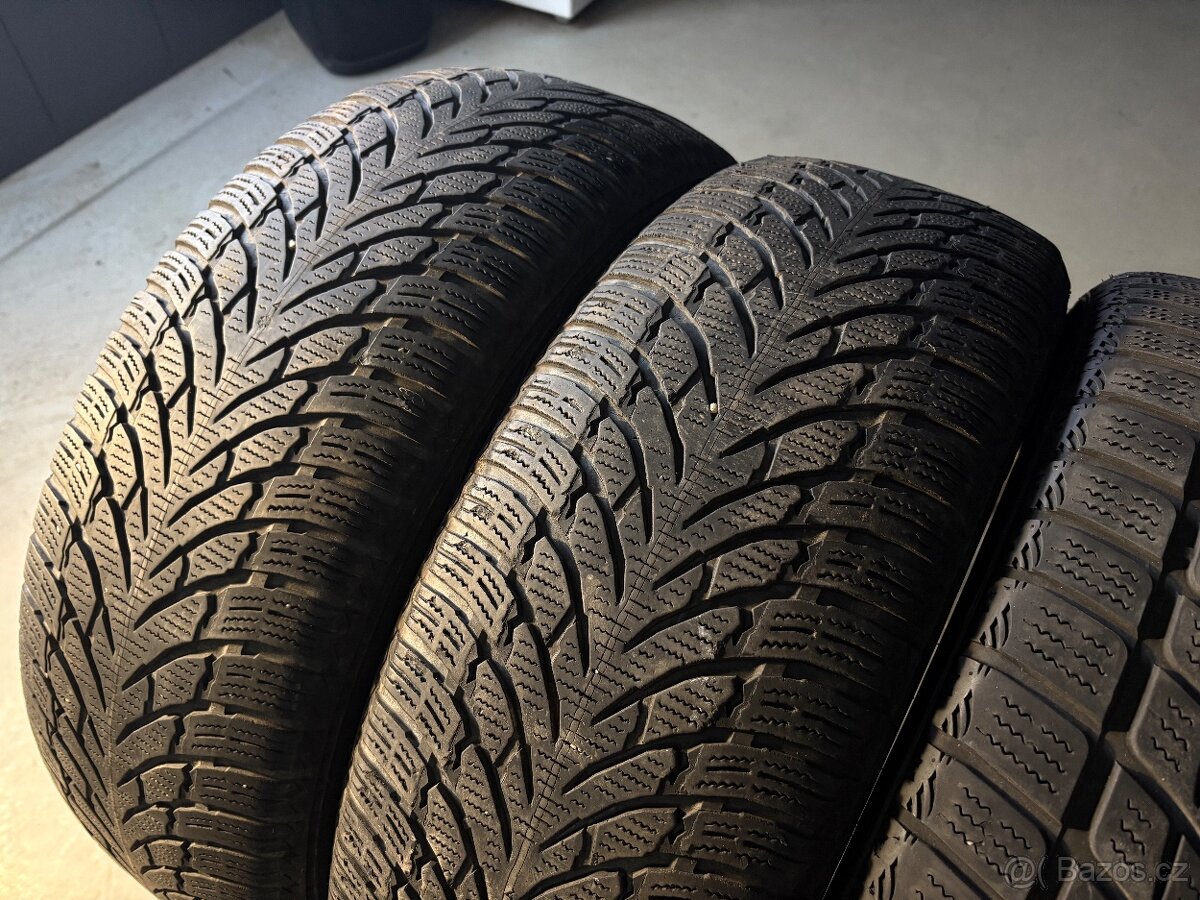 Zimní pneu Nokian + Altenzo 235/55R19 - 2