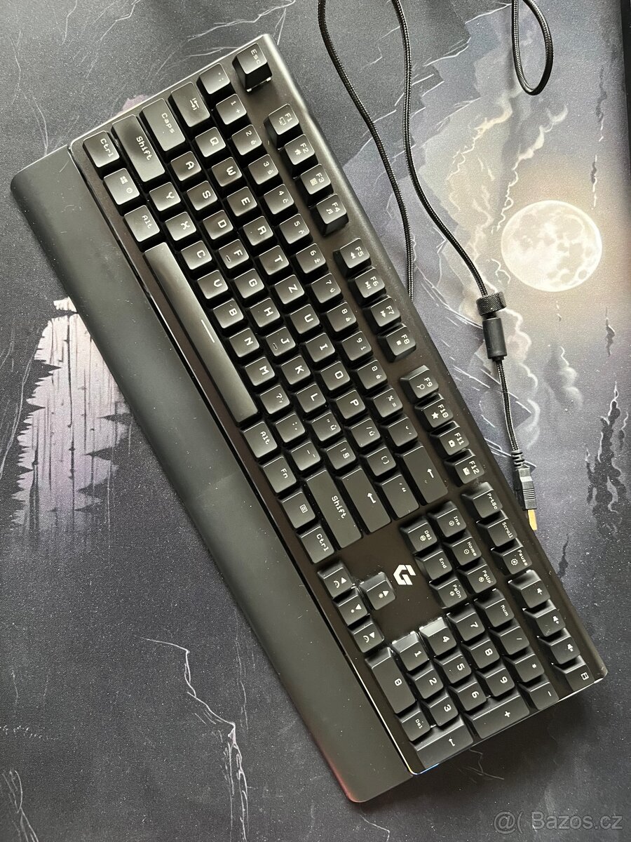 Prodáno CZC Nightblade - 2