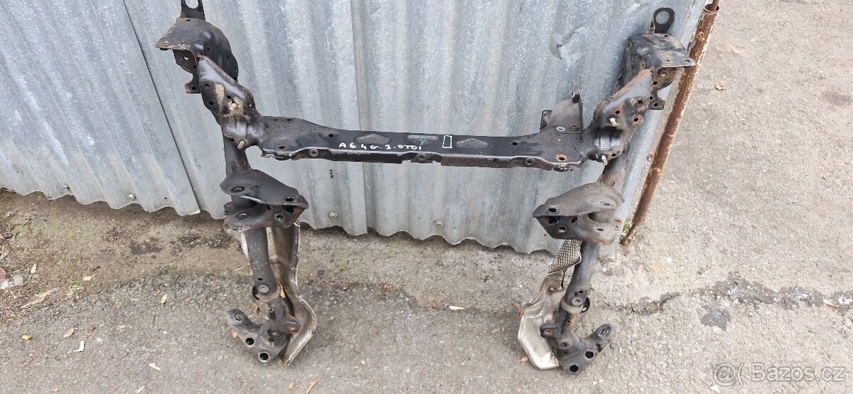 Predni naprava napravnice audi A6 4G 4g0399252b - 2