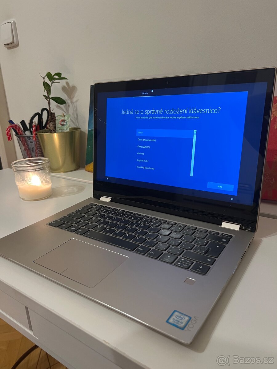 Lenovo Yoga 520 - 2