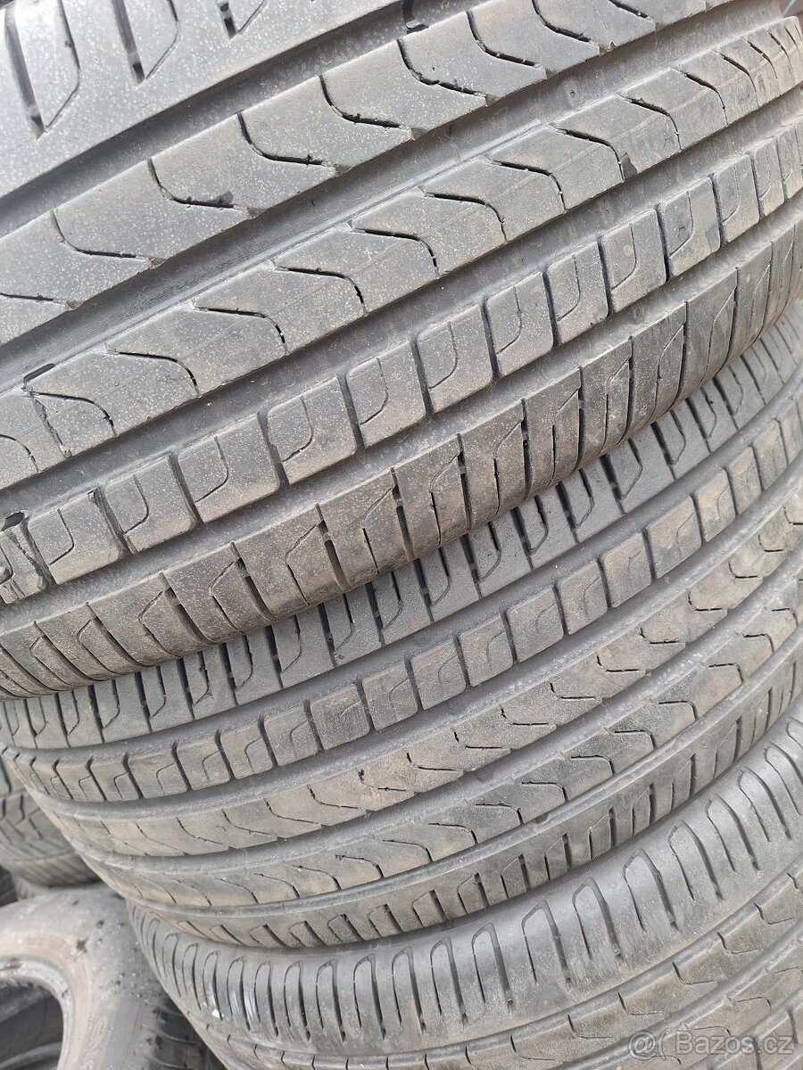 letni pneu 235/55/19 - 2