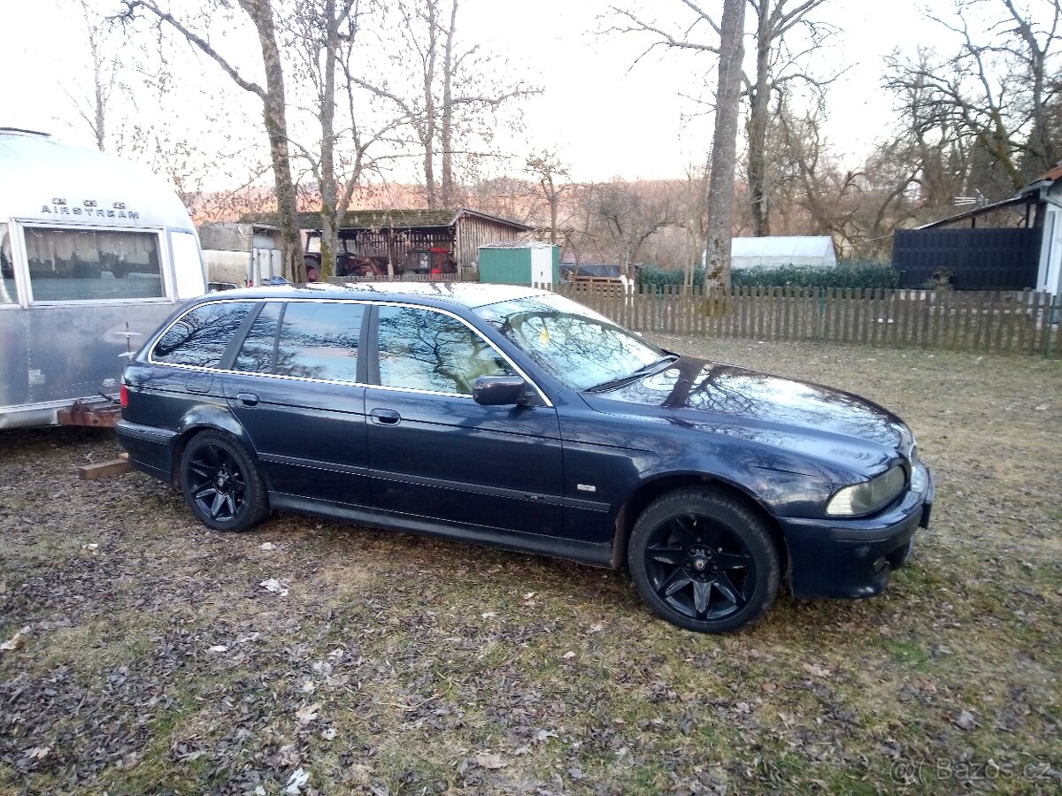 E39 530dA 1999 před fl automat - 2
