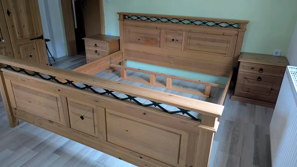 Masivní ložnice (531) - 2