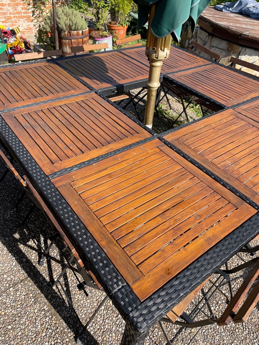 Stůl pro 12lidí - 2