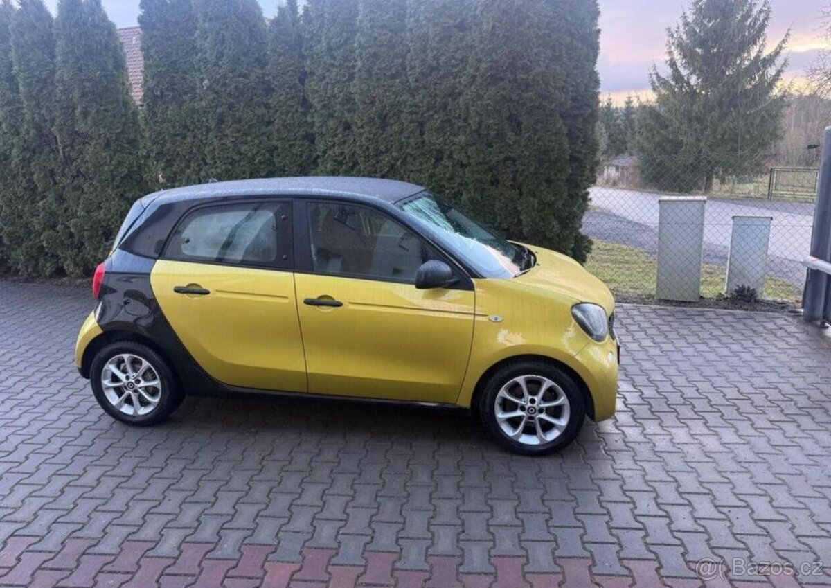 Smart Forfour 1,0i /52 kw Nová STK klima benzín - 2