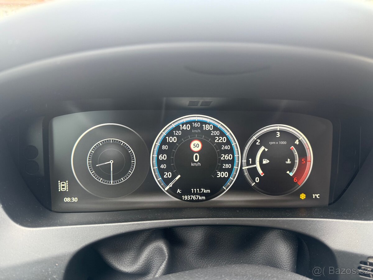 Jaguar F-pace 2.0 R dynamic, 210k/490NM, DPH - 2