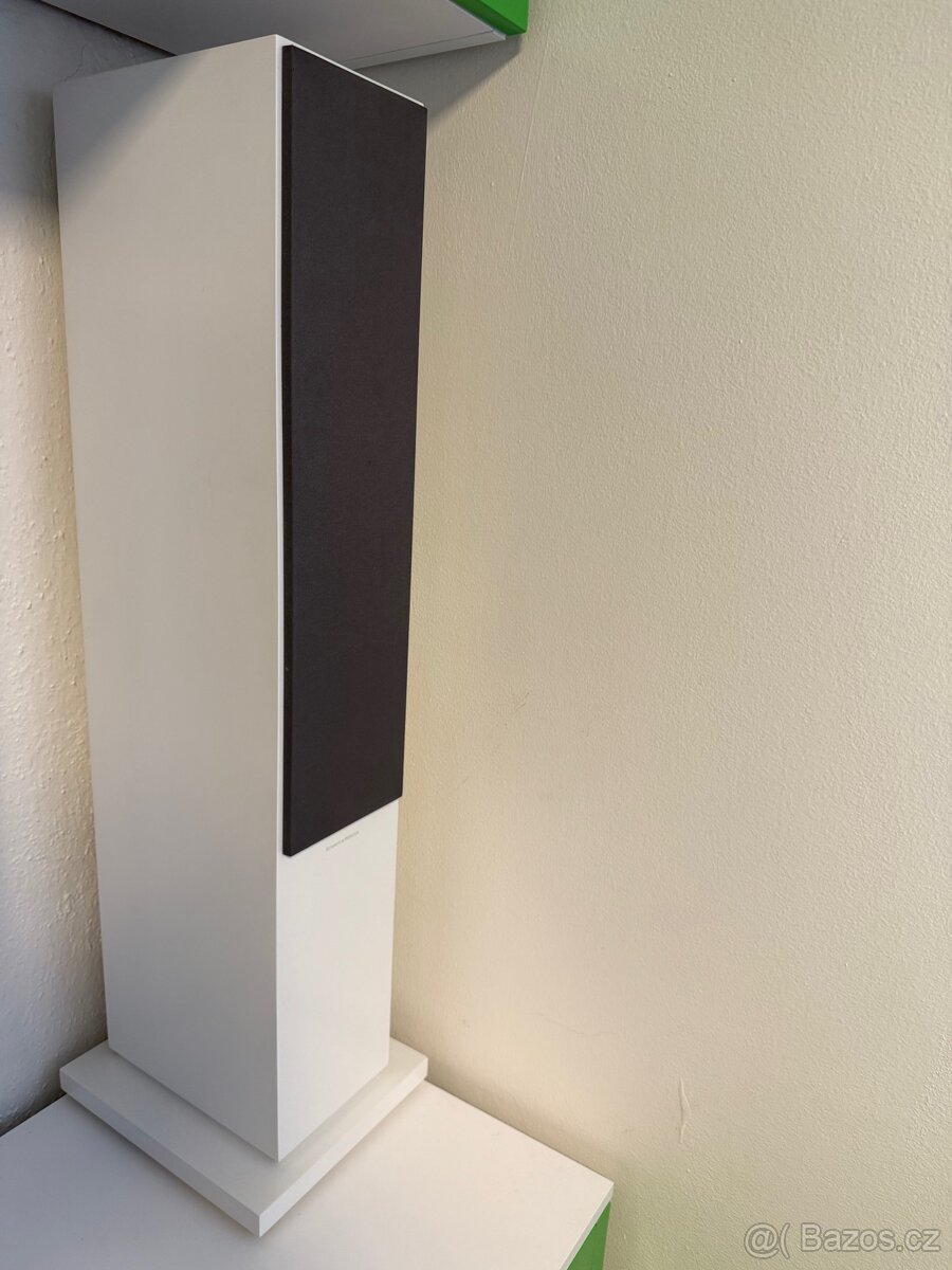 CM8 S2 White Výborný stav - 2