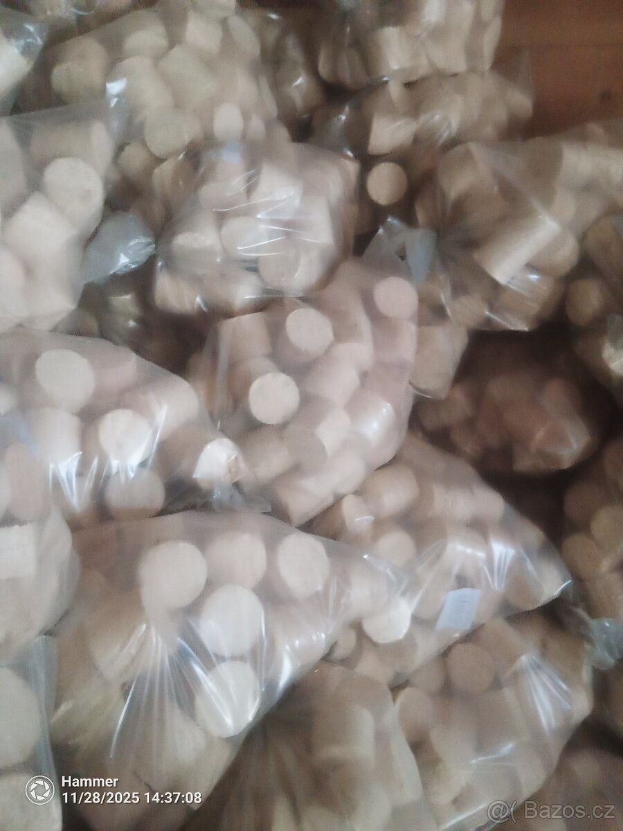 Dřevěné brikety - 2