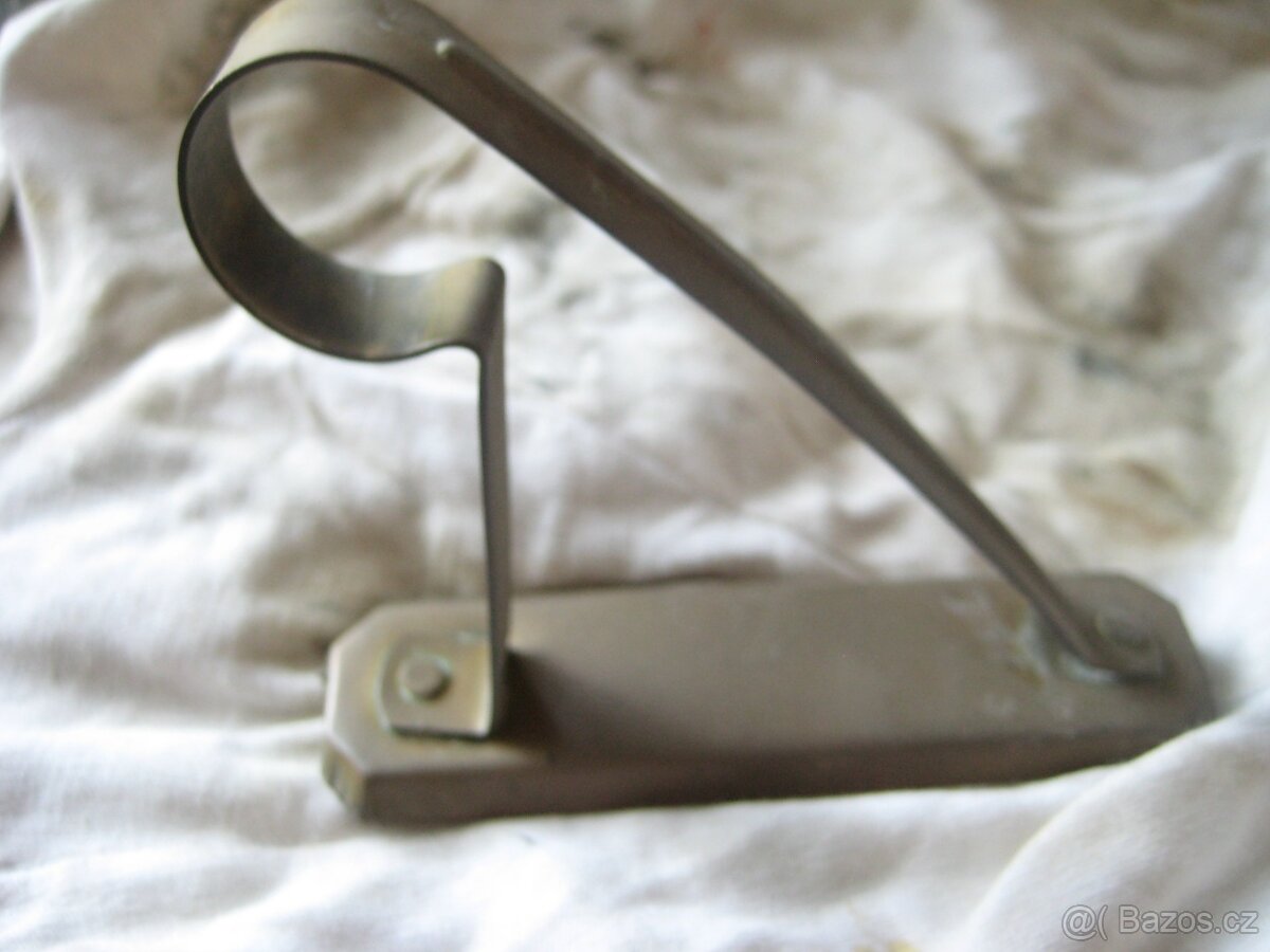 Držáky garnýže - 2