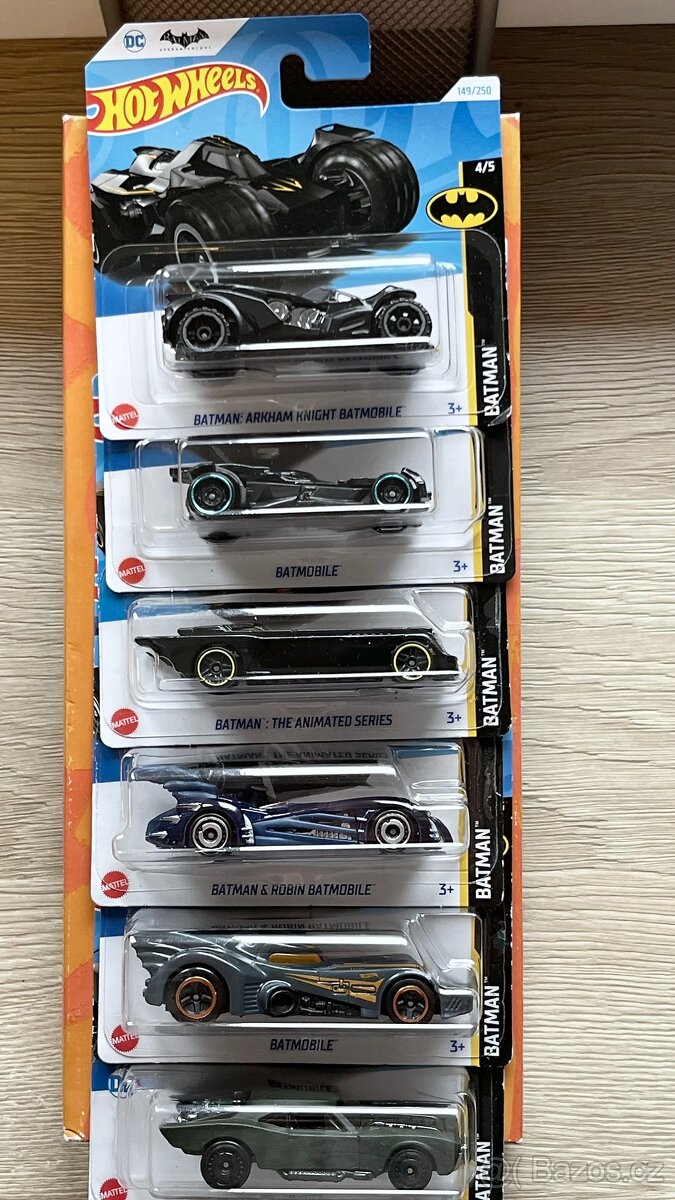Hot Wheels - BATMAN / BATMOBIL - 2