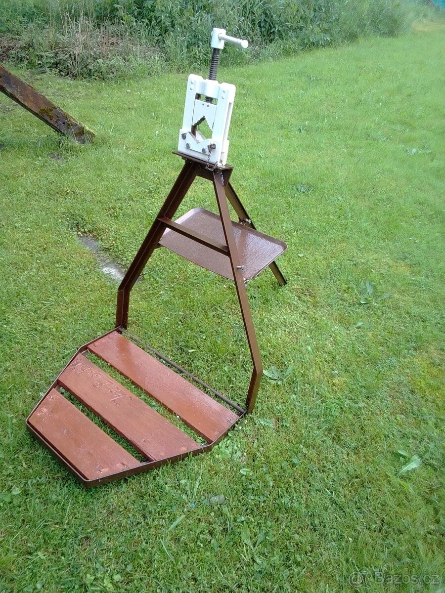 Instalatérský svěrák - skládací. - 2