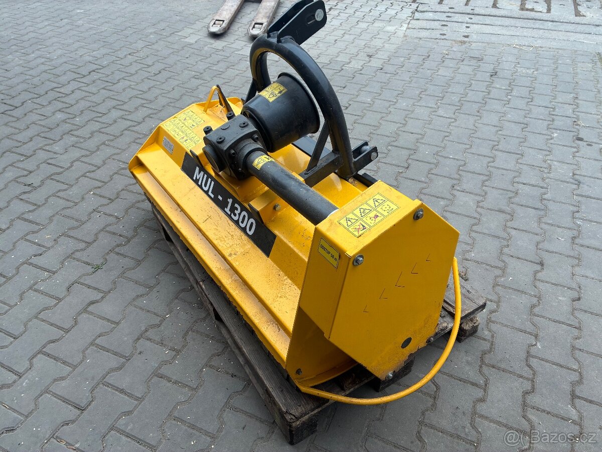Mulčovač MUL-1300 - 2
