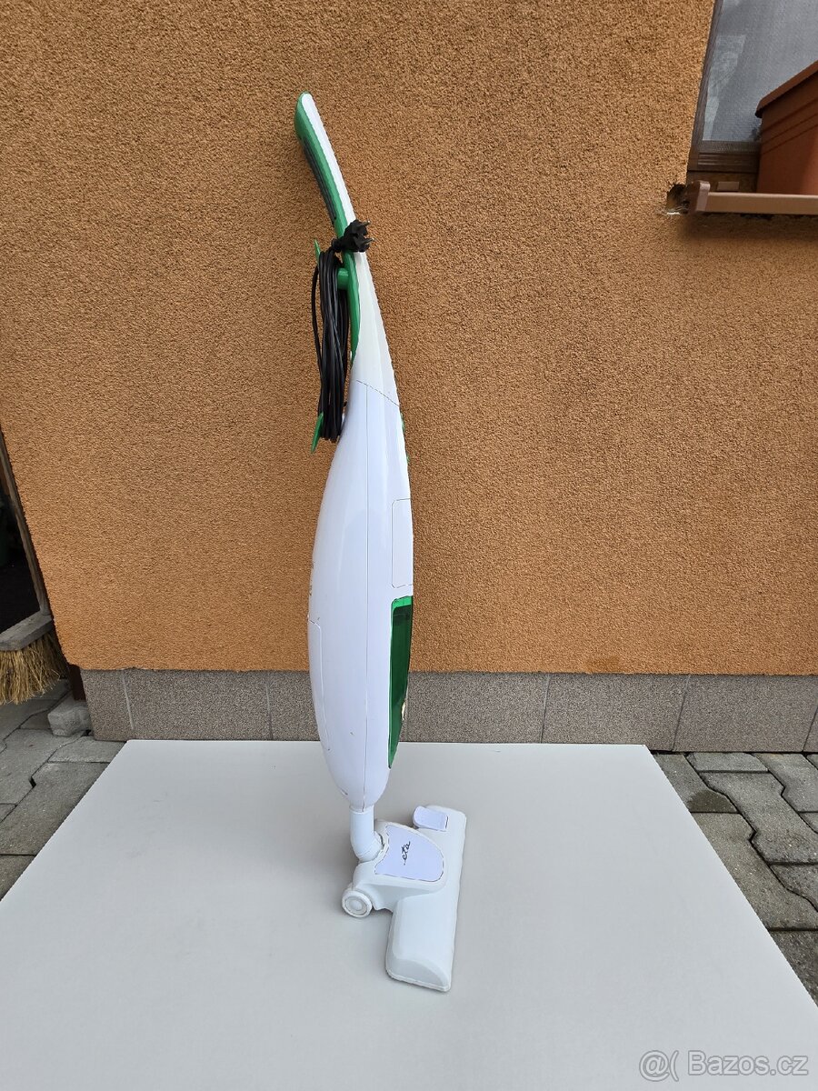 Tyčový vysavač ETA - 2