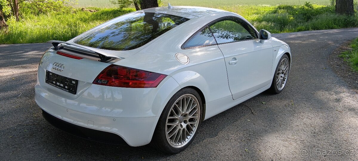 Audi TT Quattro S-Line 2.0 TDI - 2