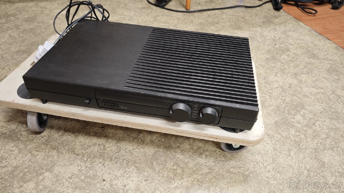Britský hifi zesilovač Rega elex - 2