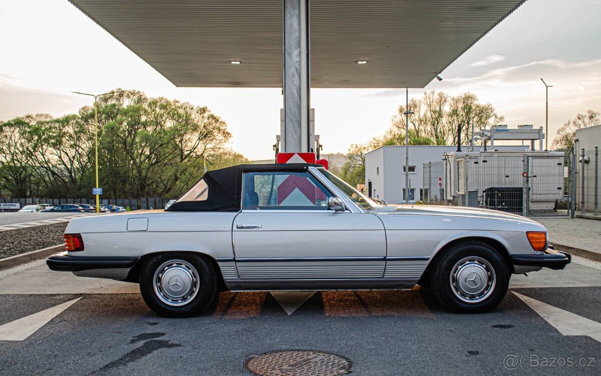 Mercedes-Benz SL450 R107 - 2